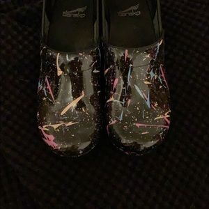 Paint splatter dansko! Brand new.
